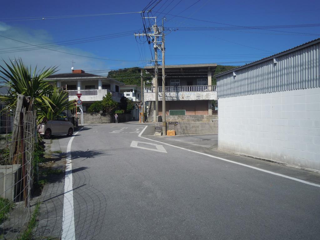 Guest House Renga II Uruma Exterior foto